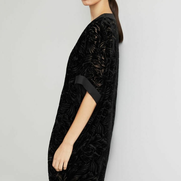 BCBGMAXAZRIA Sheer Woven Dolman Sleeve Shift Dress - Picture 4 of 7